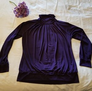 🎁 New York and Company stretch top size mediu